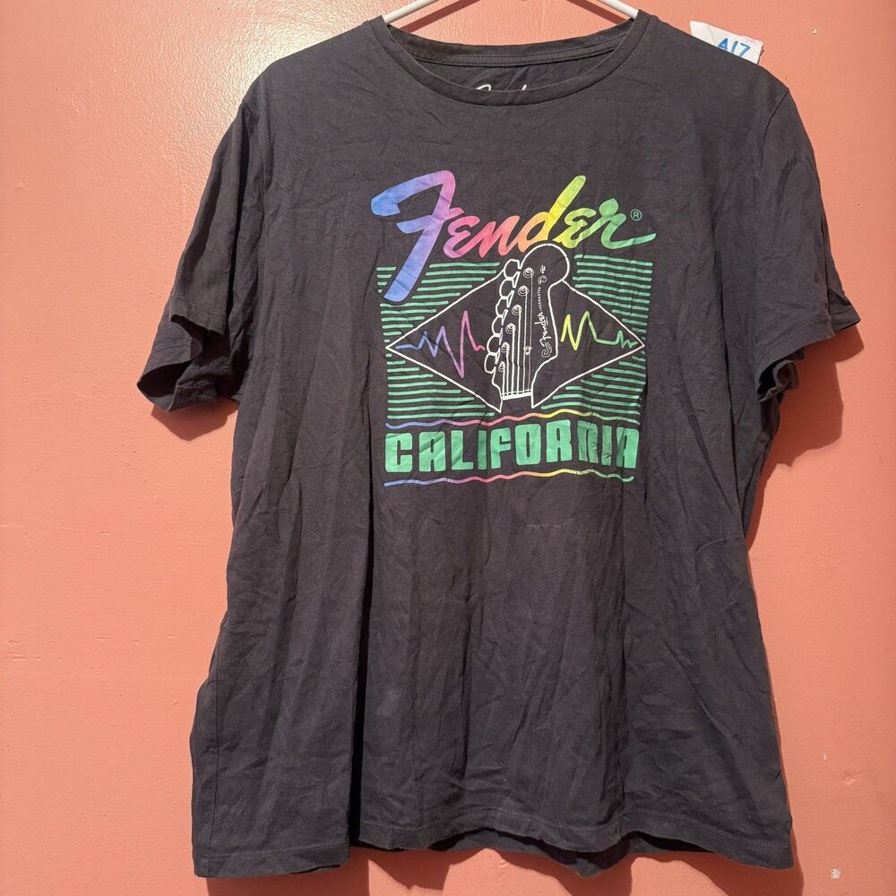 Fender California Mens TShirt L Large Black Tee Shirt Guitar Graphic